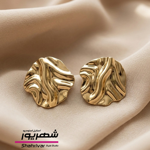 گوشواره میخی طلایی دایره موج دفرمه مدرن
